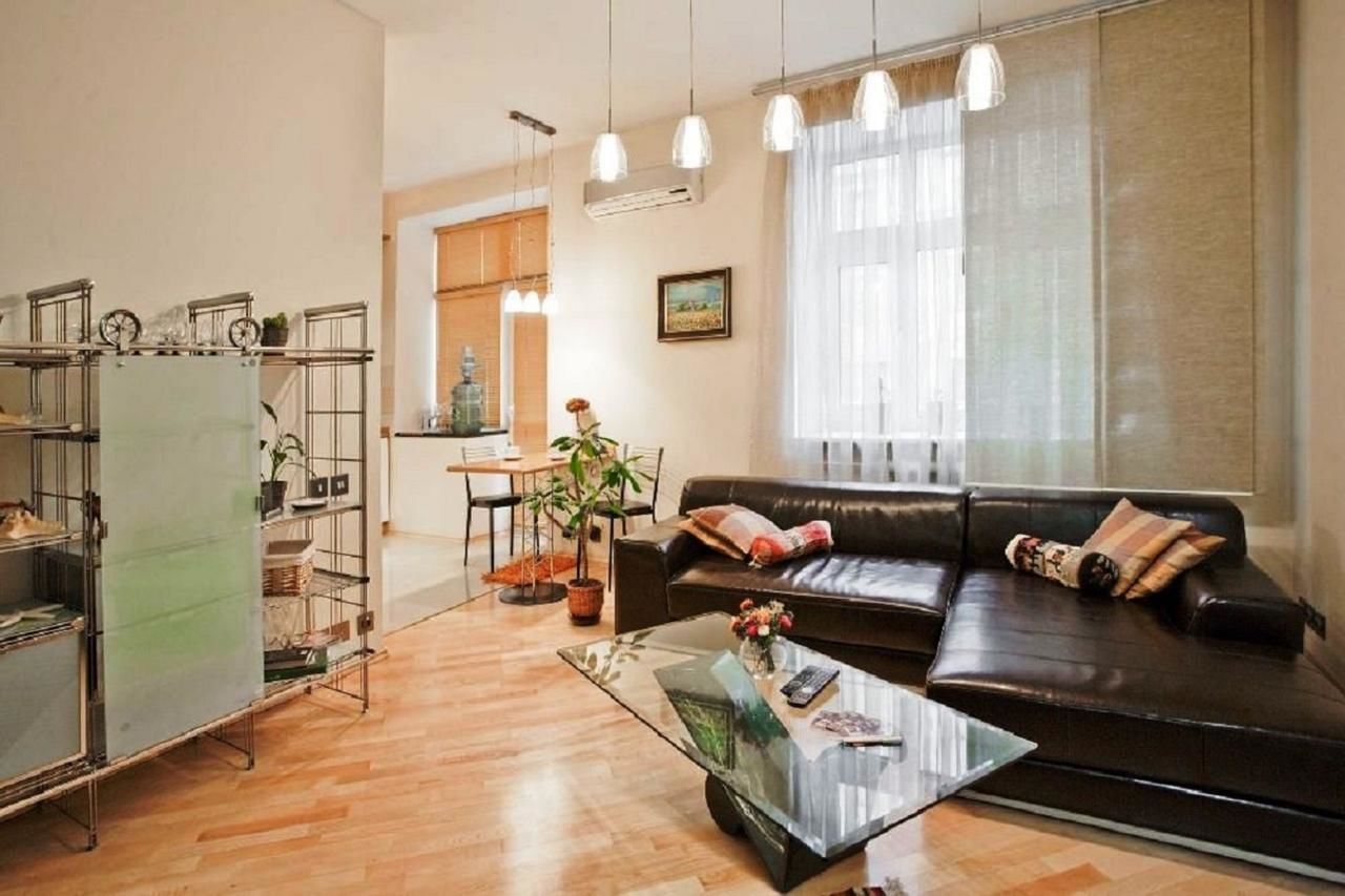 Апартаменты Apartment in the historic Centre Internatsionalnaya Минск