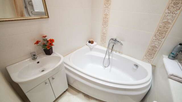 Апартаменты Apartment in the historic Centre Internatsionalnaya Минск-41
