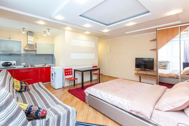 Апартаменты Apartment in the historic Centre Internatsionalnaya Минск-11